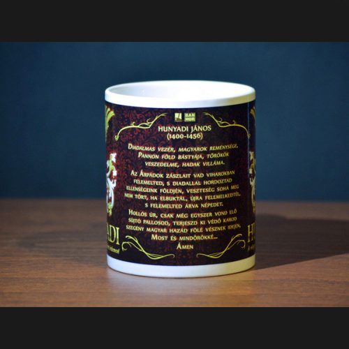 Fehér bögre Hunyadi címer mintával