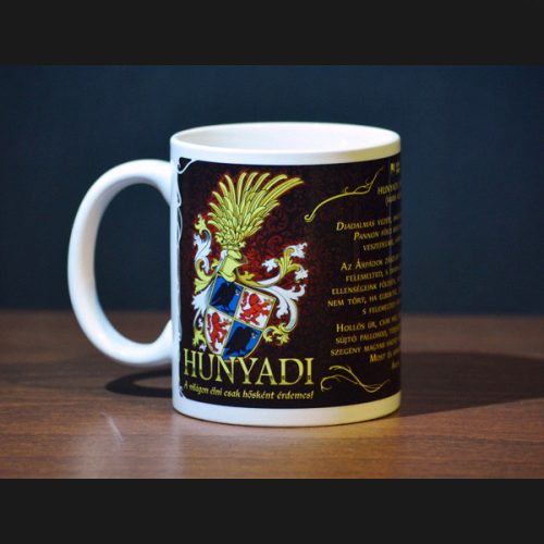 Fehér bögre Hunyadi címer mintával
